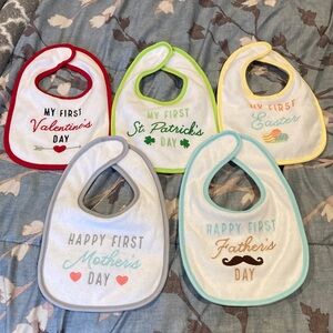 NWOT baby first holiday bibs (5)